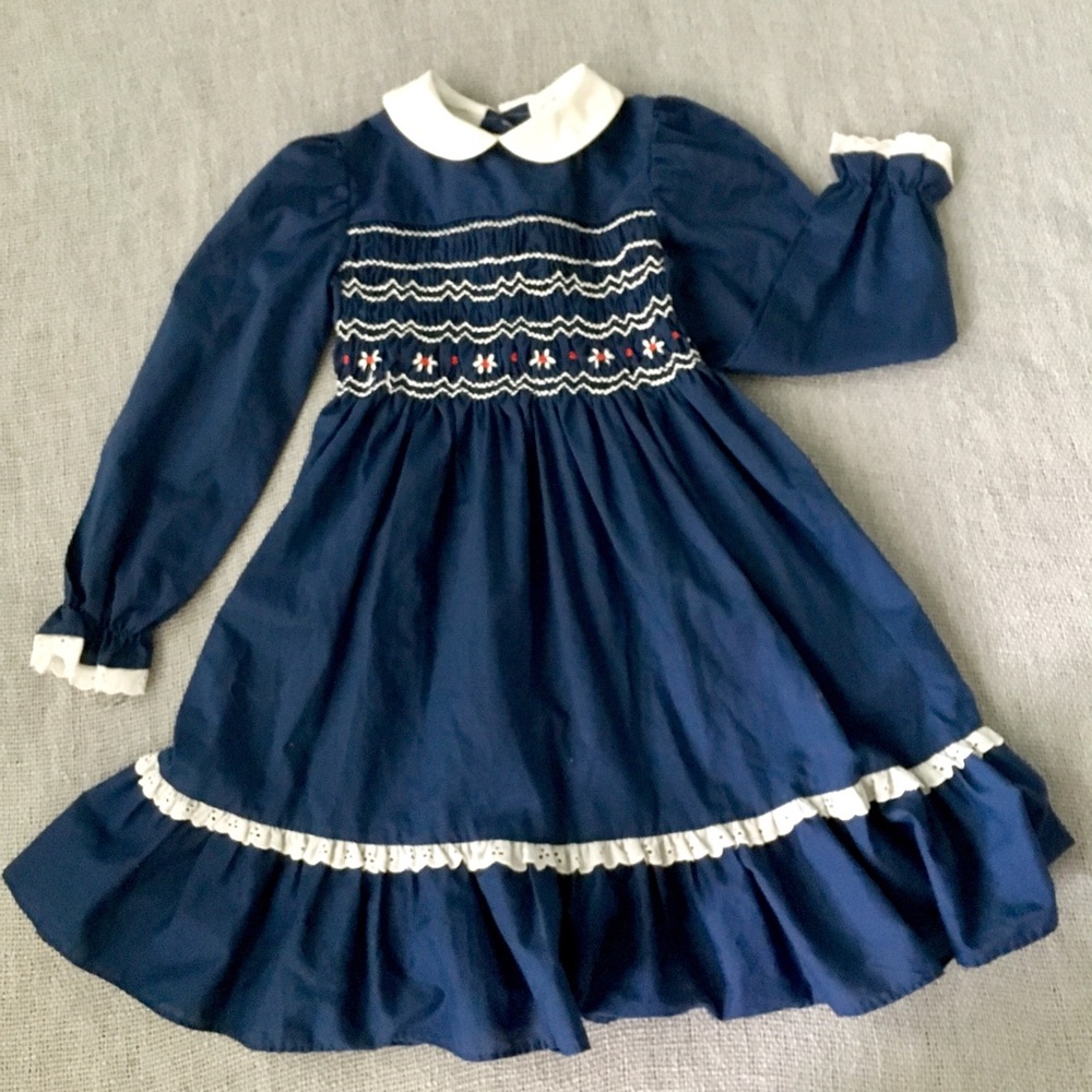 Adorable girls vintage dress